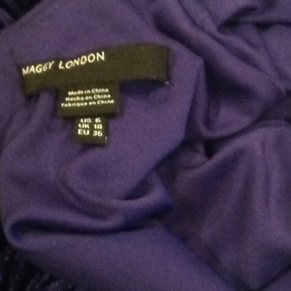 Maggy London Chevron Pleat Velvet Sheath Dress - Picture 3 of 8